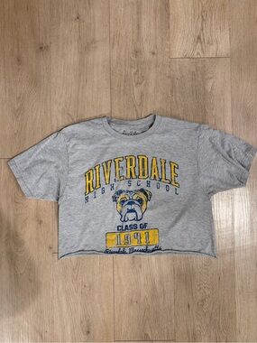 Riverdale High School Grey Cropped T‑Shirt - Archie Comics Ripple Junction